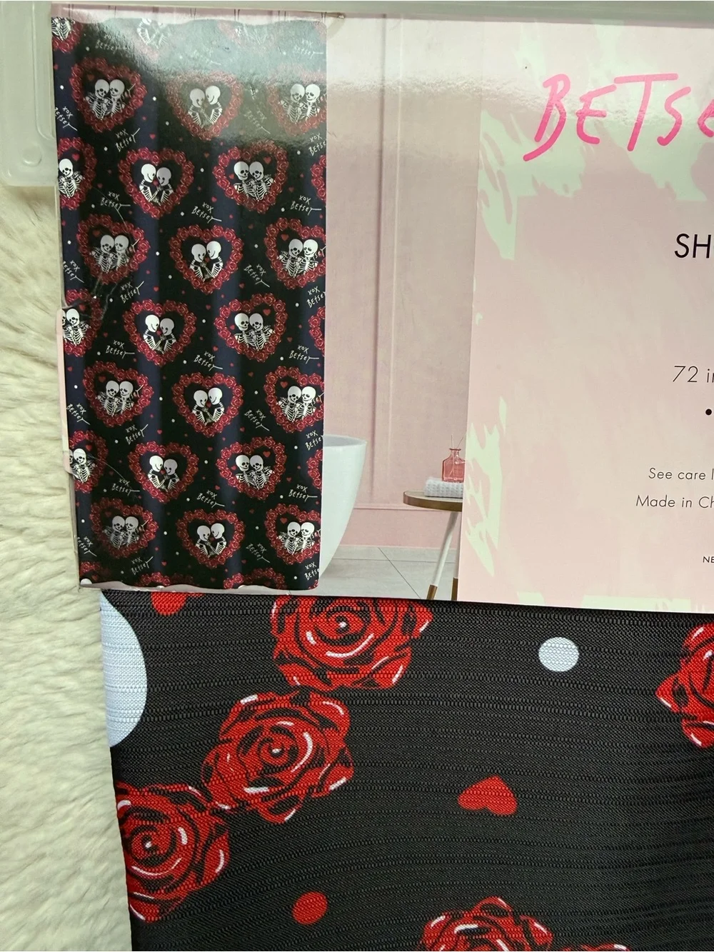 Betsey Johnson NWT Red Rose Heart Skeletons Shower Curtain Set
